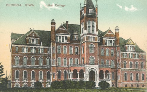 Postkort med Luther College, Iowa, som motiv.