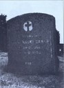Anna Nagelsaker døydde 29. mai 1953 og vart gravlagd på Stokkenes gravstad, Eid kommune. I 1993 vart grava hennar sletta. Kyrkjeverja hadde ingen festar på grava. Samstundes vart gravsteinen teken bort.