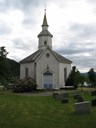 Kyrkja i Lavik er ei av tre åttekanta kyrkjer i Sogn og Fjordane.