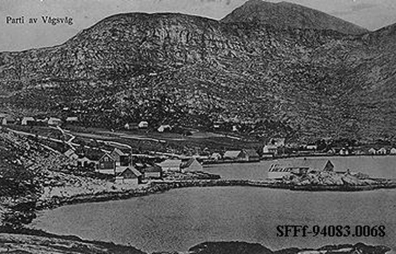 Vågsvåg sør på Vågsøyna. Herifrå stakk m/b "Havørn" til havs med Alf Øverby og 19 andre, 8. mai 1940.