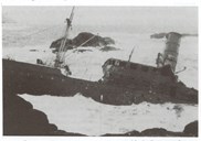 30. september 1943 skaut engelske jagarfly hurtigruteskipet d/s "Sanct Svithun" i senk, av di dei trudde det var tyske soldatar om bord. Forliset kosta 50 menneske livet, medan 78 vart berga etter heltemodig innsats frå bygdefolket. Slik låg "Sanct Svithun" ei kort stund før skipet forsvann i djupet ved Kobbeholmen.
