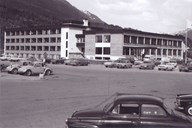 Sunnfjord Hotell etter utvidinga i 1973/74 med 45 nye rom.
