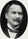 Lærar A. Haugland. Han var formann i det fyrste styret for eektrisistetsverket, valt av kommunestyret i Eid.
