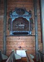Den gamle altertavla frå kyrkja som stod på Grotle, er eit døme på at eldre kyrkjekunst kan koma til å verte øydelagt om ein ikkje tidsnok set i gang restaurering.