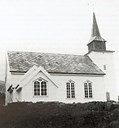 Hausten og vinteren 1957-1958 vart kyrkja restaurert etter arkitekt Johan Lindstrøm sine teikningar.
