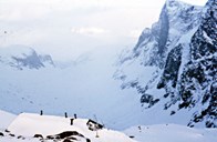 Besøk på Hytta på Bandet våren 1988 i bitande kulde og snøstorm. Besøksprotokollane frå Skagastølsbu er svært interessante og verdfulle som kjelde til fjellklatringshistoria i dette området. Diverre er få tekne vare på.
