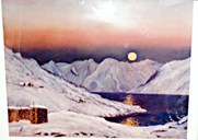 Målarstykke av Jæger med motiv frå Feios. Vinterlandskap med vedlad i framgrunnen og månen som lyser over fjella på nordsida av Sognefjorden.