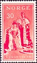 Dette frimerket som viser kong Haakon og dronning Maud etter kroninga, vart gitt ut til 50-års jubileet for kong Haakon 25. november 1955.