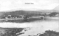 Eikefjord kring 1910. Eikefjord kyrkje heilt til høgre.