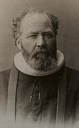 Sokneprest i Gaular 1903-1921, Gunnar Abelsen Gloppestad (1848-1921). Gloppestad var ein omstridd prest, som kom på kant med misjonsfolket i Gaular. 