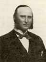 Tøger Ravn var ordførar i Lærdal i tre bolkar: 1880-1881, 1889-1901 og 1905-1907.