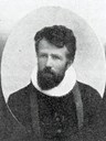 Samuel Sandved var prest i Årdal frå 1893 til 1908. Det heiter om Sandved at han var ein aktiv og vidsynt prest. Blix-salmane vart innrøysta i kyrkja i 1903.