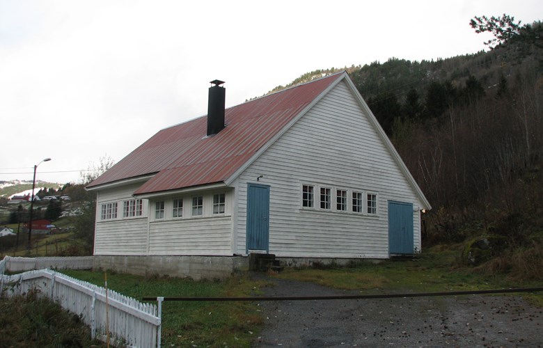 Fardal bedehus, bygd 1949-1950.

