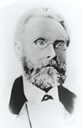 Halvard Jensen var både handelsmann og skipsekspeditør på Steinsundholmen, og ordførar i Solund i tre periodar.