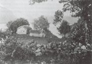 Småbruket Storevik på Øyna i Dalsfjorden var opphavleg ein husmannsplass. I 1904 vart det eige bruk, bruk nr. 6 under garden Øyna. Familien af Geijerstam kjøpte småbruket på 1920-talet.