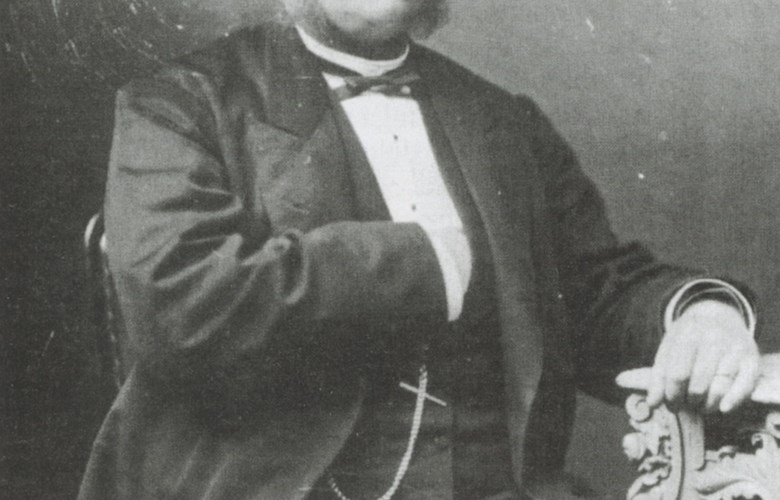 Johan Theodor Landmark (1836-1916) fekk fleire heidersteikn for arbeidet sitt for norsk landbruk, i 1886 kong Oscar II's medalje, i 1904 St. Olavs Orden, og i 1915 Kongens Fortenestemedalje i gull.

