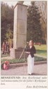 "Ungdomen tek opp arven", var tittelen på eit stykke i Firdaposten 6.5.2000 om 1.mai-feiringa i Florø. Iris Kvellestad talte ved minnesmerket for dei falne i Kyrkjeparken.