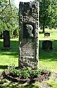 <p>Gravminne p&aring; grava til redakt&oslash;r Martinus Vanberg i Kongsberg, Kirkeg&aring;rden ved N&aelig;ringsplassen.</p>