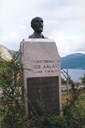 Aaland-minnesmerket i Randabygda i Stryn der Jacob Aaland var fødd. Bygdefolket reiste minnesmerket i 1977.
