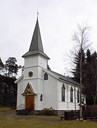 Midtgulen kyrkje var den fyrste kyrkja Lars N. Sølvberg teikna. Kyrkja på Kjelkenes vart vigsla i 1904.
