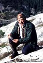 Svein Brandsøy var den som gjorde det oppsiktsvekkande funnet på slutten av 1970-talet. Han grov seg nesten to meter ned i lausmassane. Der har vitskapsmenn registrert store mengder med trekol og diabas-avslag etter bergverksdrifta.