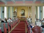 I 2001 vart 100-årsjubileet feira. Fargane på interiøret i kyrkja fekk ho til 50-årsjubileet i 1951. Preikestolen står til venstre for alteret, noko som er uvanleg.