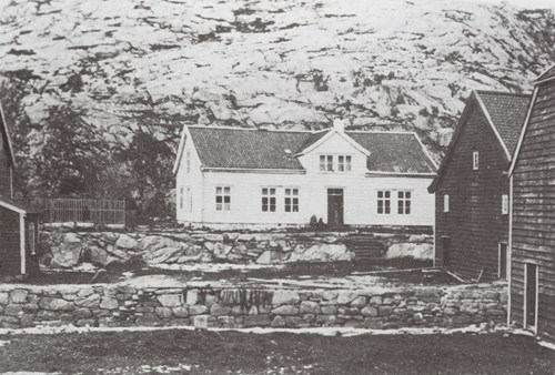 Bilete av Smørhamn i andre halvdel av 1800-talet.