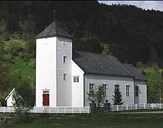 Sjølv om kyrkja er ny på staden, reknar bygdefolket alderen frå 1845. I 1995 vart det difor høgtida 150-årsjubileum i Bygstad.
