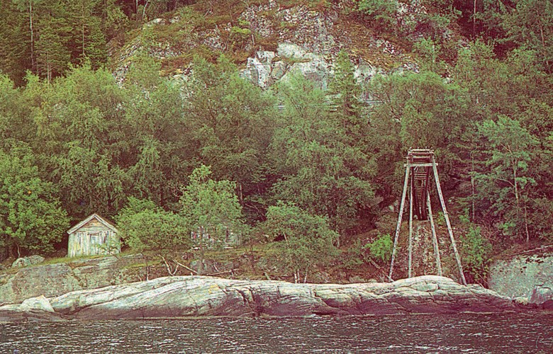 Galdeverpet i Ortnevik i Høyanger kommune var fram til år 2000 det mest komplette lakseverpet som stod att i Sognefjorden.